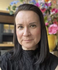 Hilla Helasaari_300x360px